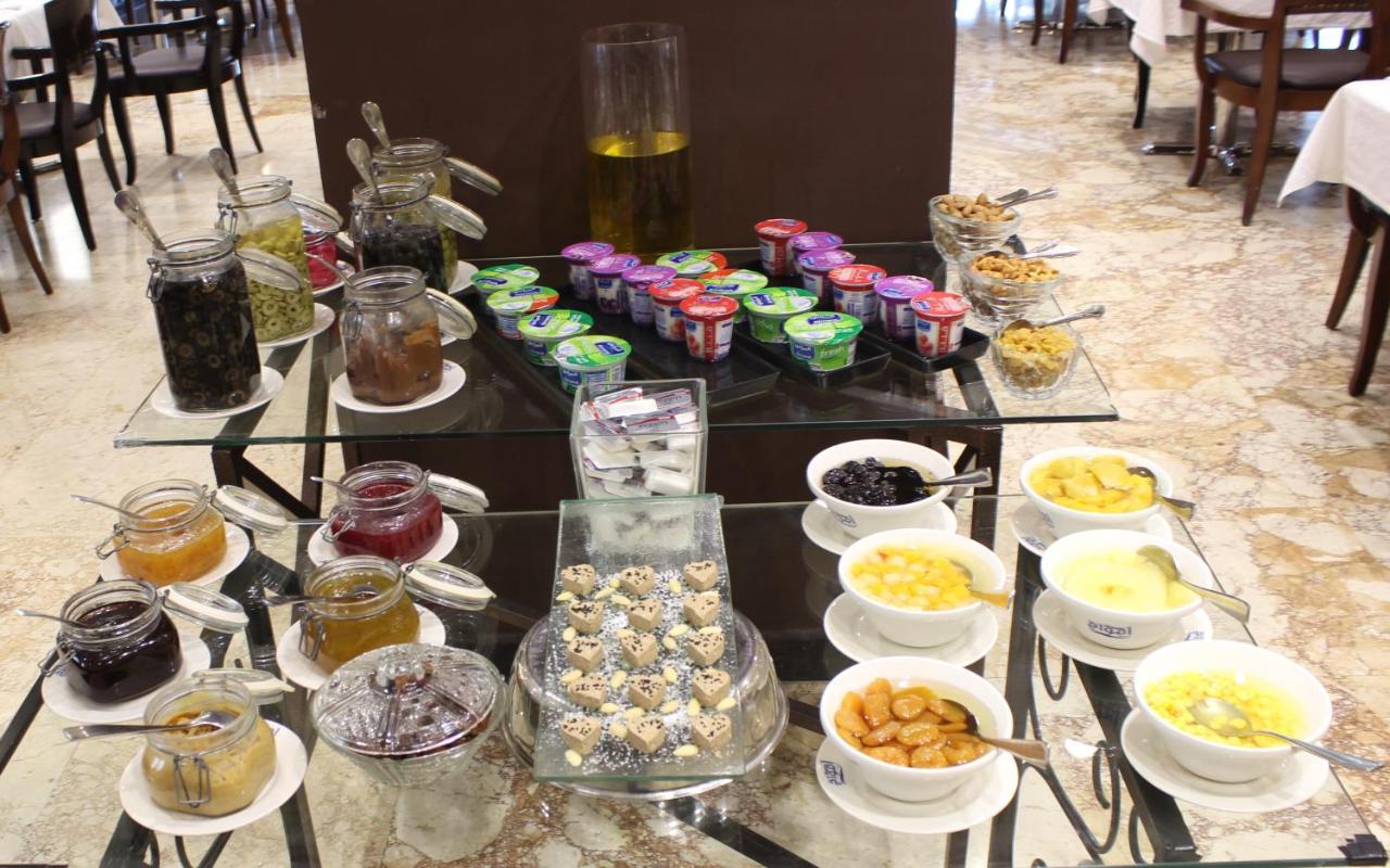 Caesar Hotel Muscat Exterior foto
